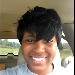 Meet your Posher, Cori